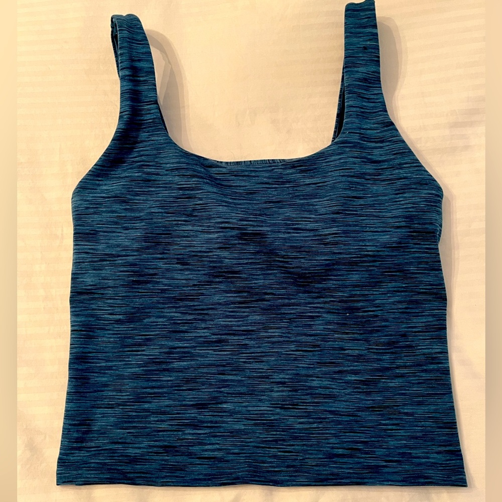 Outdoor voices cropped tank with built-in bra in blue heather. EUC